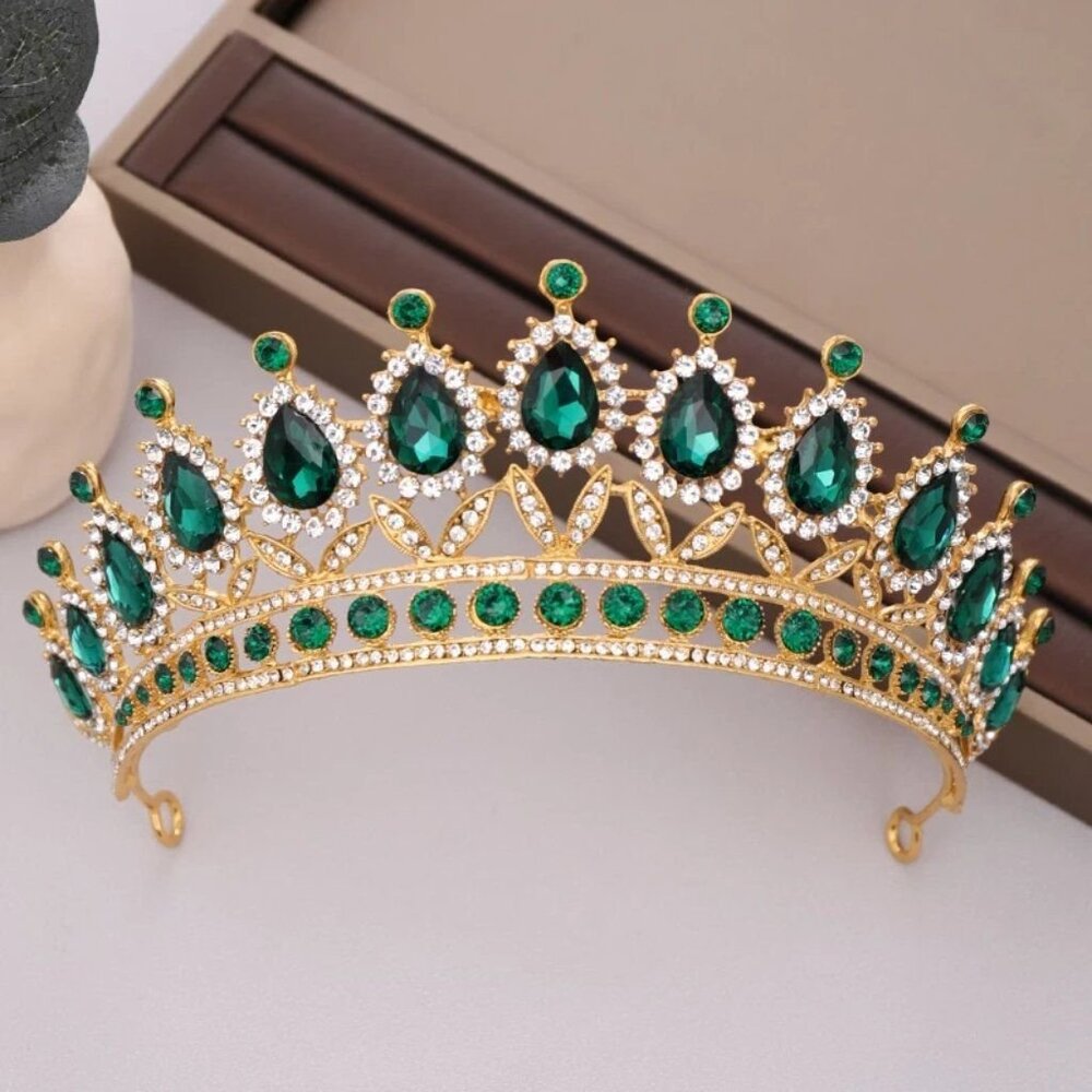 Vintage Crown Wedding